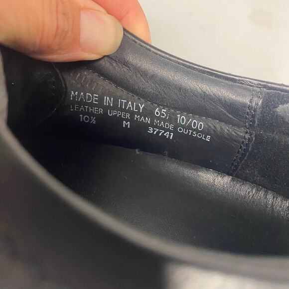 Men's Clarks Made In Italy Leather Black Dress Shoes Buckle Square Toe Size 10.5 - Picture 3 of 16